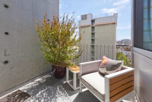 855 Folsom 731 Balcony